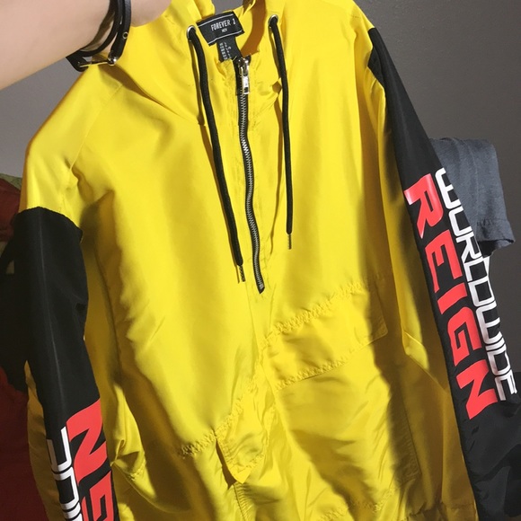 Forever 21 - Picture 3 of 3